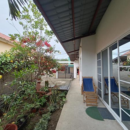 Monte Libano Suites Puerto Lopez Exterior photo