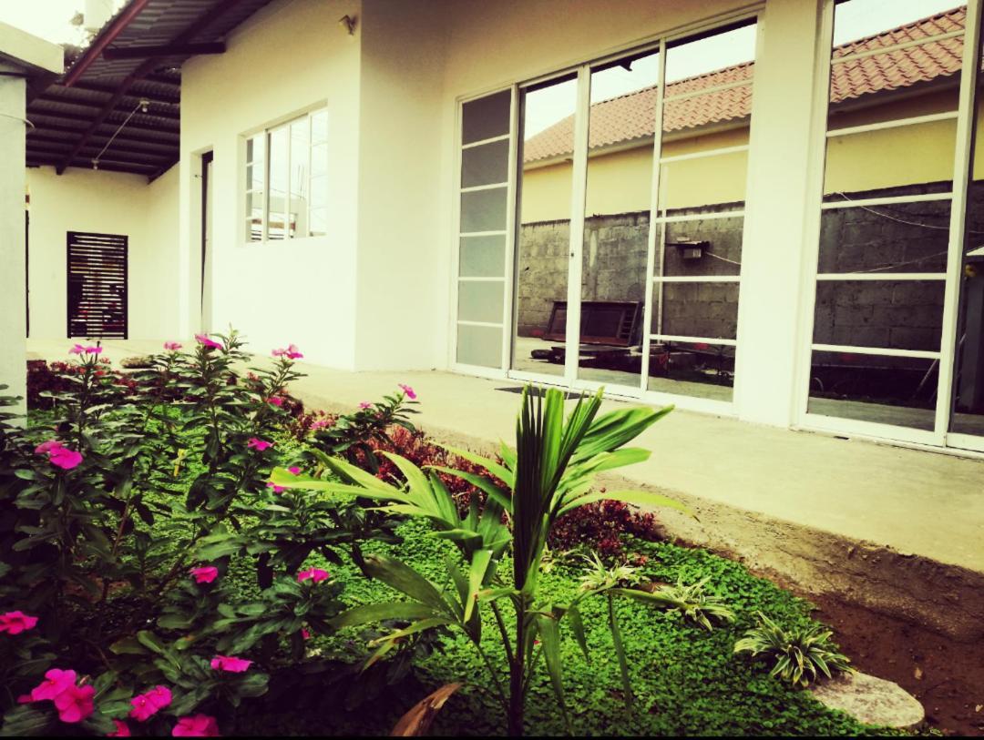 Monte Libano Suites Puerto Lopez Exterior photo